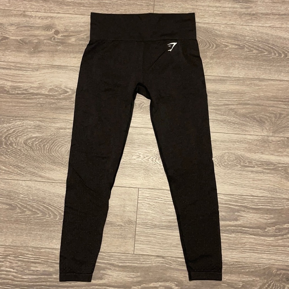 Black gymshark leggings